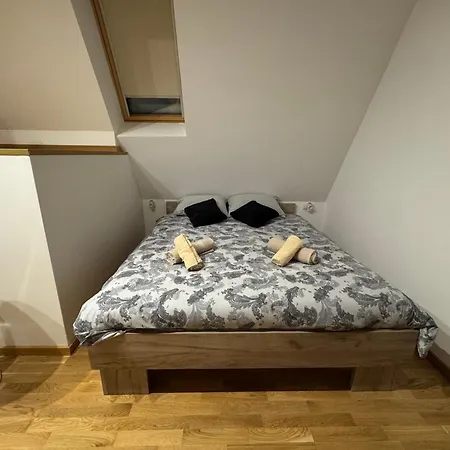 Apartment Divcibora